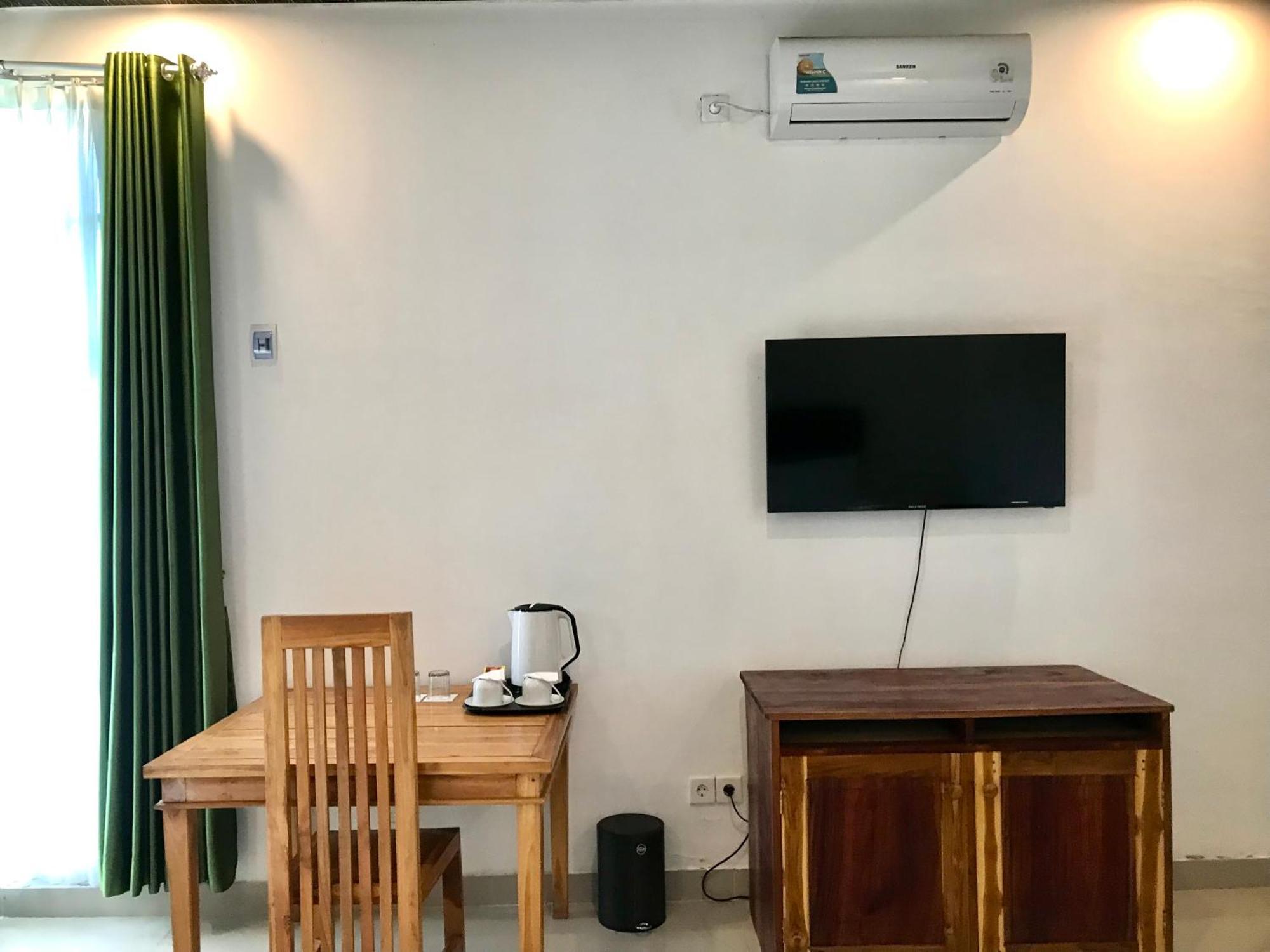 Pohon Purba Resort & Restaurant Labuhan Pandan エクステリア 写真