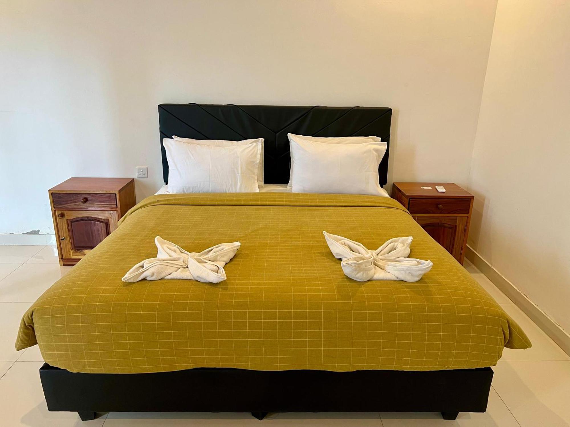 Pohon Purba Resort & Restaurant Labuhan Pandan エクステリア 写真